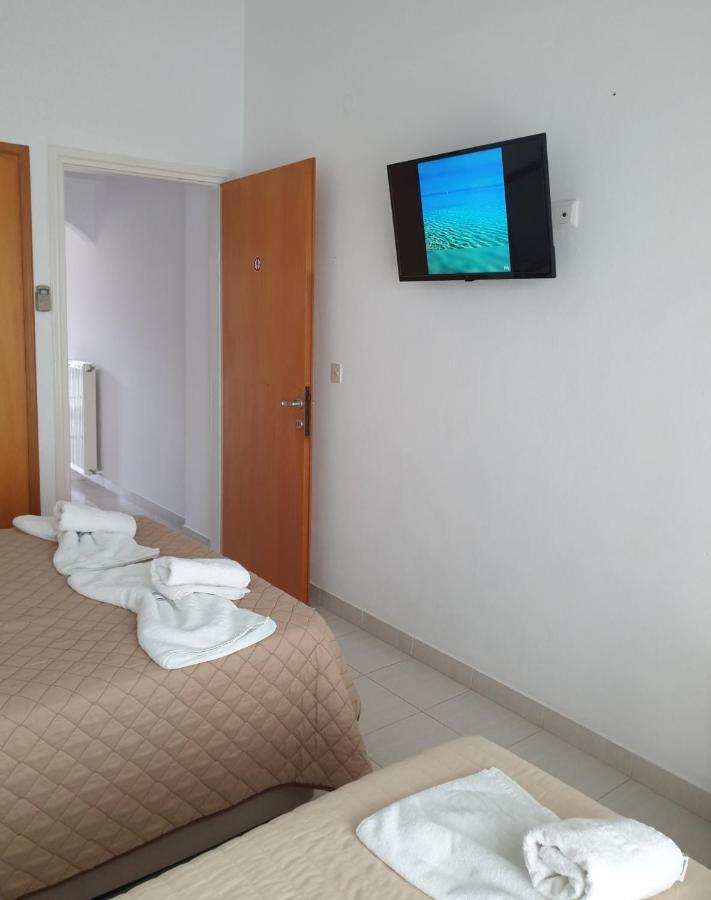 Pansion Alexandros By The Sea Aparthotel Nea Skioni Bagian luar foto